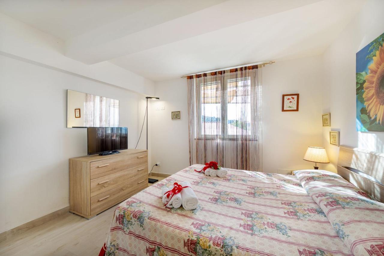 Casa Vacanza Villa Aurora Laureana Cilento Bagian luar foto