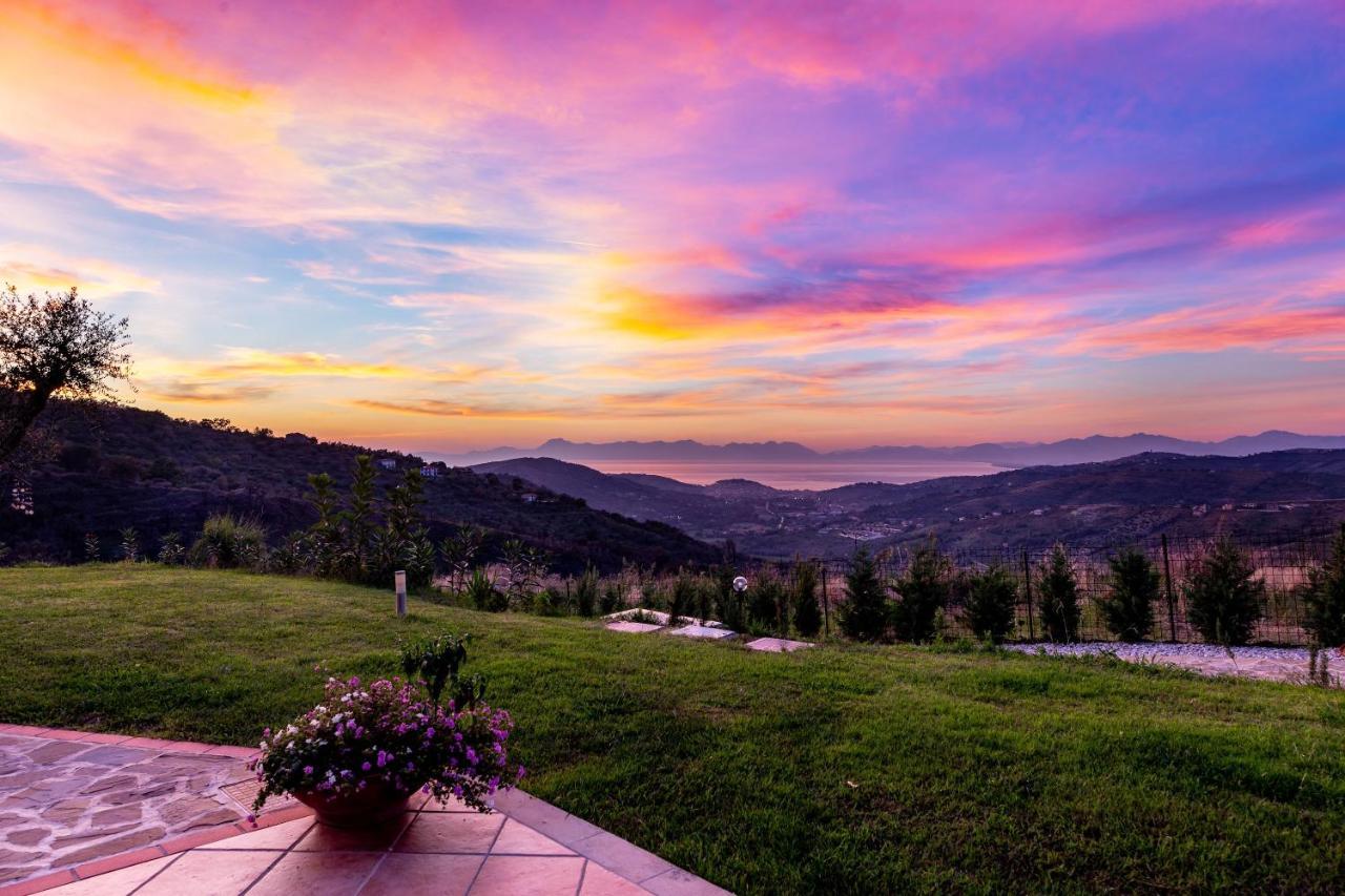 Casa Vacanza Villa Aurora Laureana Cilento Bagian luar foto
